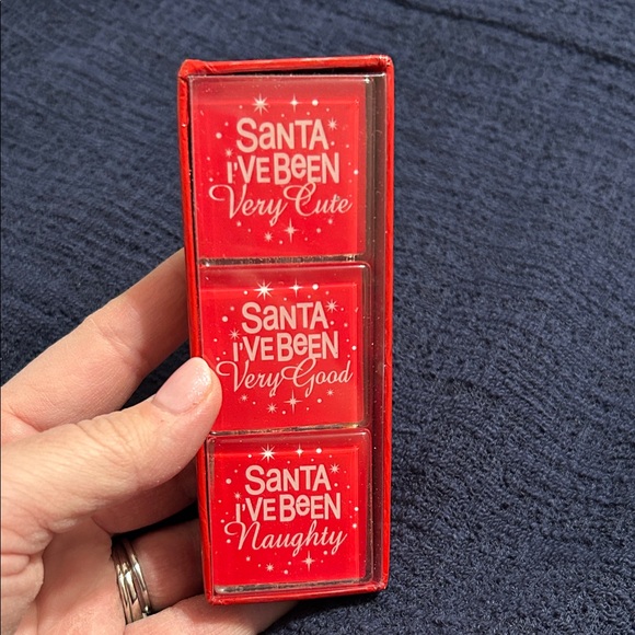 December earrings - Picture 6 of 6